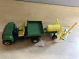JD Gator And Sprayer - No box