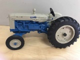 2000 Ford 5000 - Western MN Steam Threshers Reunion