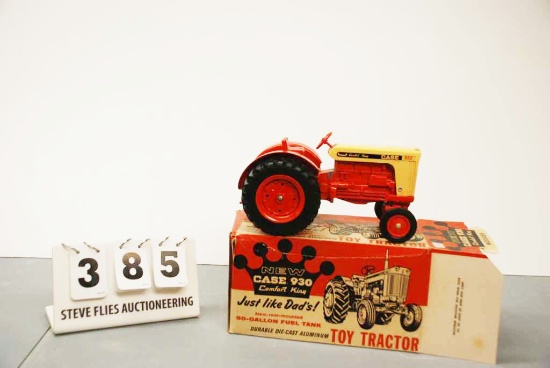 FARM TOYS FROM THE DAVE HIGGINS COLLECTION