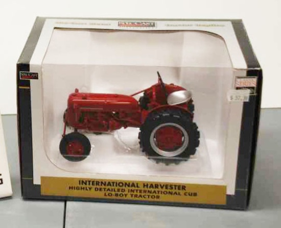 IH Cub Lo-Boy Tractor, highly detailed - SpecCast Collectibles