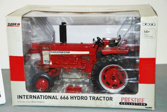 Case IH International 666 Hydro Tractor - Prestige Collection