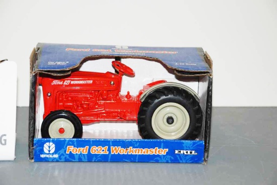 New Holland Ford 621 Workmaster WF Tractor - Ertl