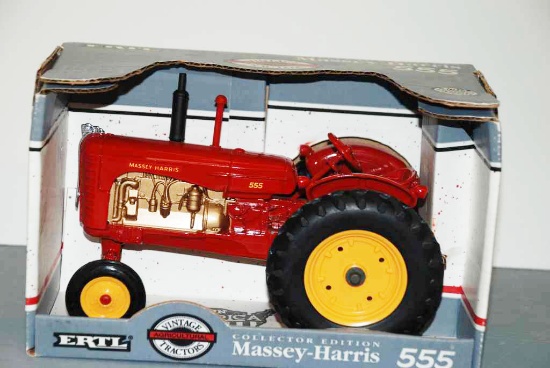 Massey-Harris 555 WF Tractor - Collector Edition - Ertl