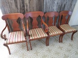 Lot of 4 Chairs