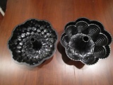 Lot of 2 Nordic Ware Bundt Pans