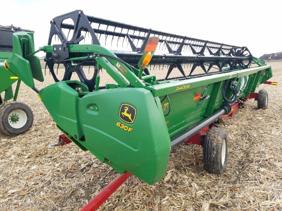 2010 John Deere 630F 30' Hydra Flex Platform