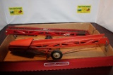 (2) Tru Scale Elevators All For One Money  1/16 scale