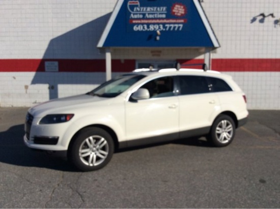 2008 Audi Q7 AWD 3rd Row!