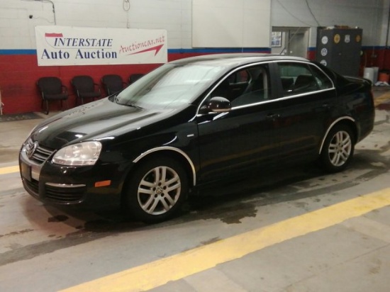 2007 Volkswagen Jetta Sedan LOW MILES!!