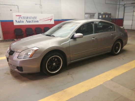 2008 Nissan Maxima LOW MILES!!