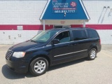 2010 Chrysler Town & Country ONLY 88K MILES!!