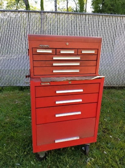 Large Kennedy Tool Box NO RESERVE