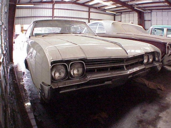 1967 Oldsmobile Dynamic 88 NO RESERVE