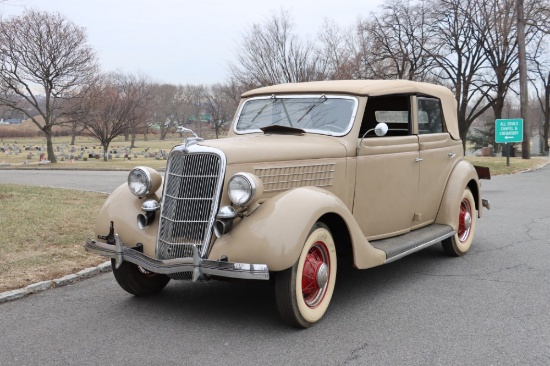 1935 Ford Model 48 Convertible