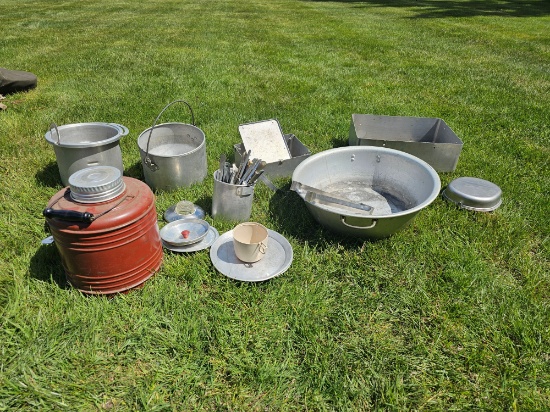 NO RESERVE - Vintage Cmaping Cookware