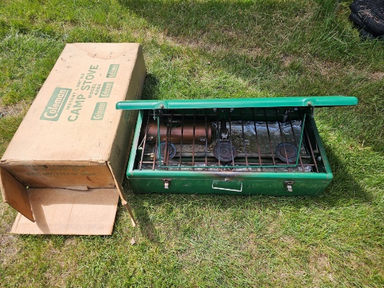 NO RESERVE - Vintage Coleman Cook Stove