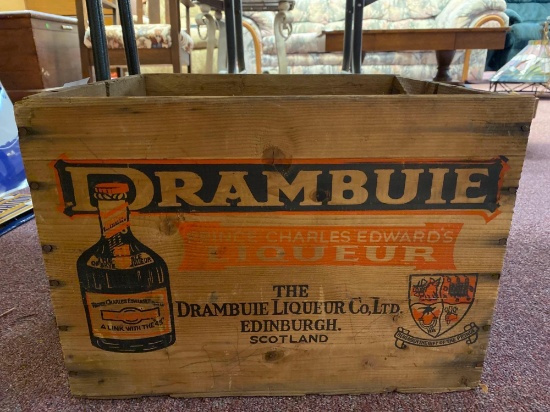 wooden crate drambuie liqueur