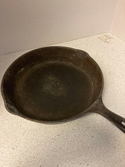 Vintage number eight cast iron skillet