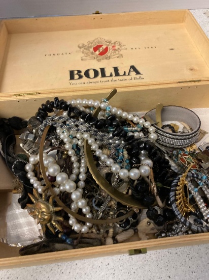 Flat of jewelry