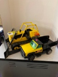 Tonka bulldozer Tonka dump truck