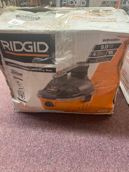 rigid 4 gallon wet dry vac, open box item working