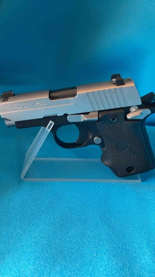 Sig Sauer P238 s/n 27A182039 380 pistol no clip