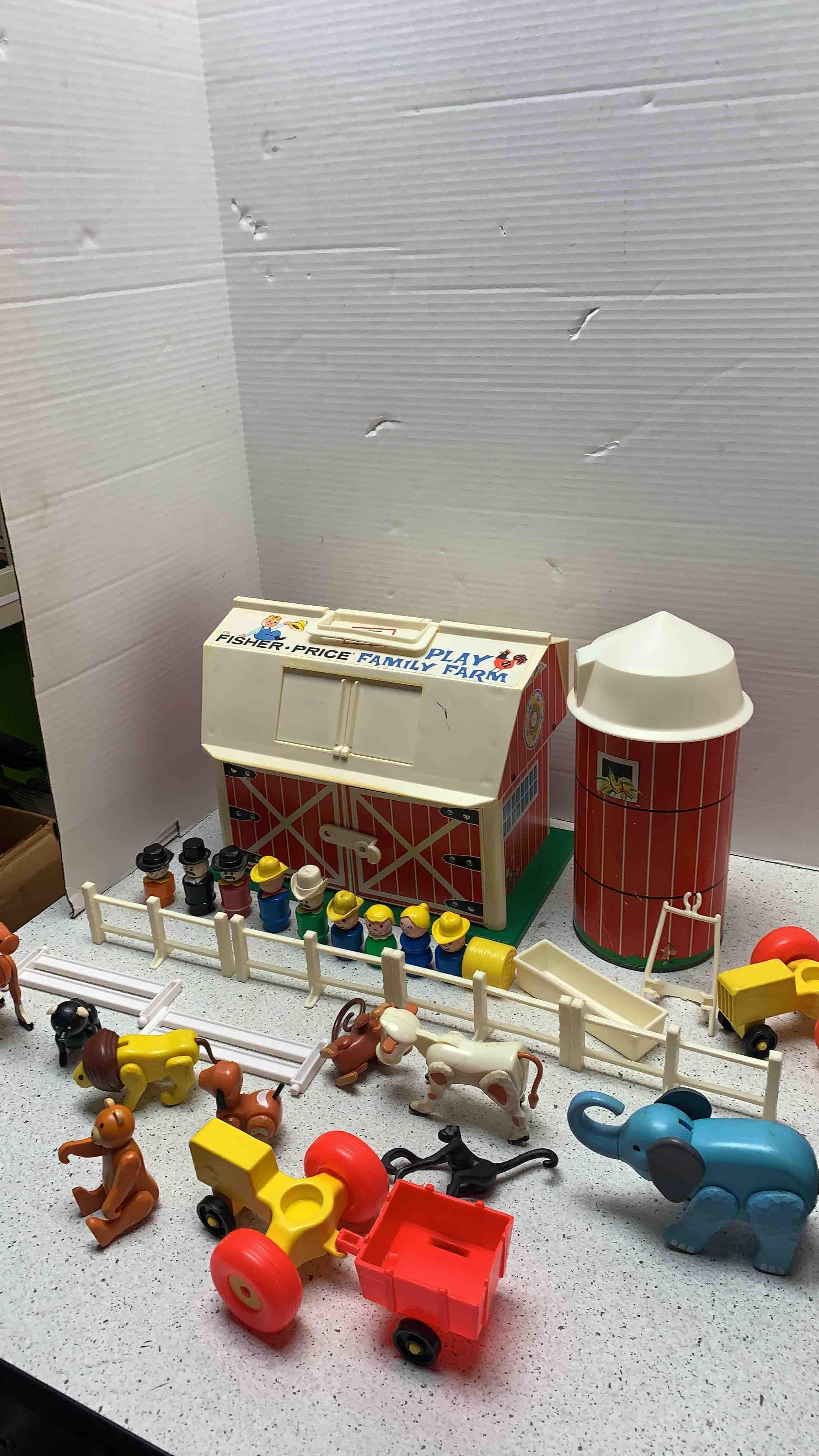 Vintage Fisher Price Circus animals train 1970s | Proxibid
