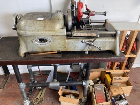 Ridgid 535 Commercial pipe threader with accessories bring help no help will be provided