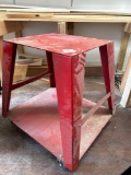 heavy duty steel stand on wheels