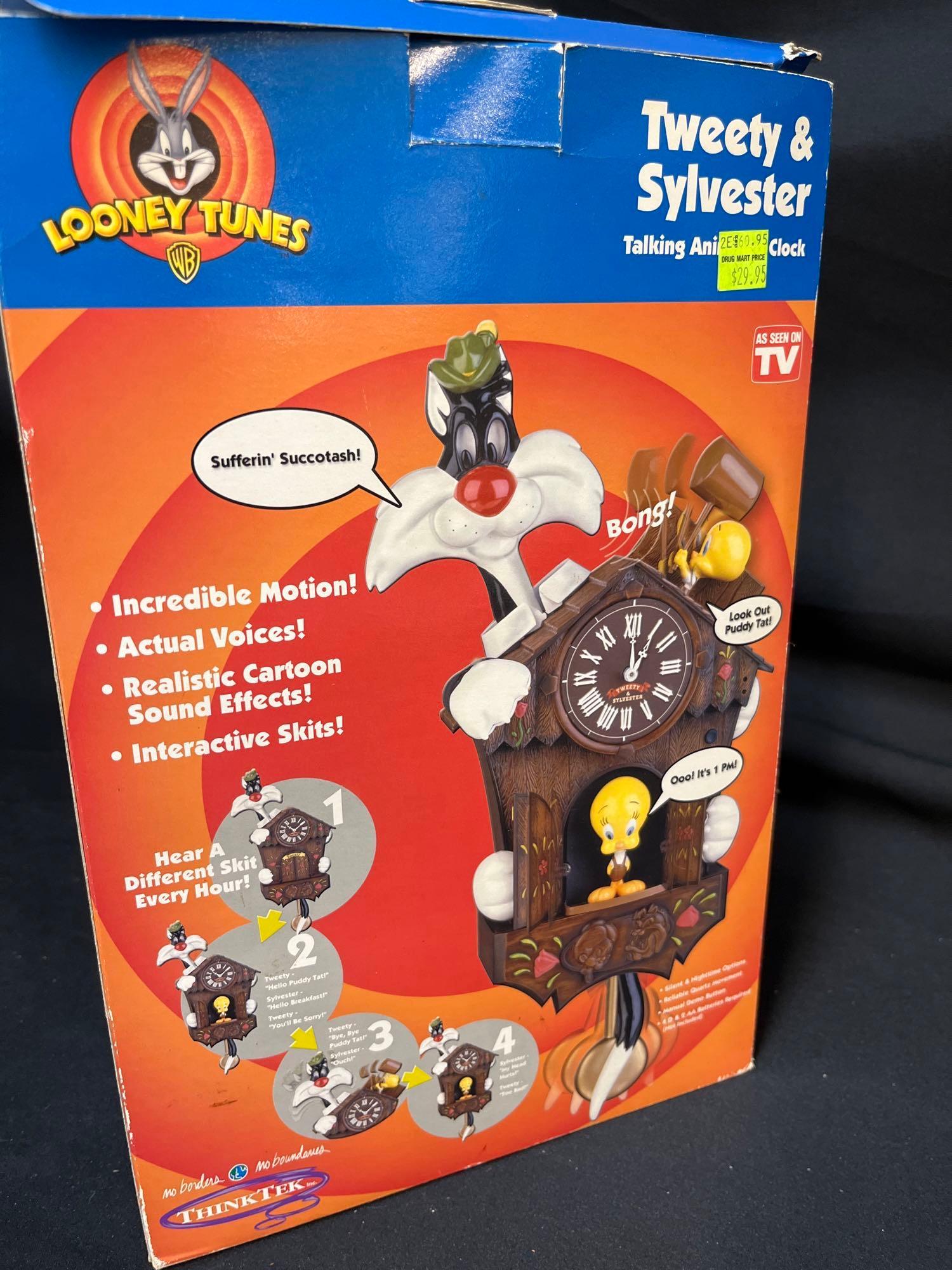 tweety and Sylvester, talking animated clock | Proxibid