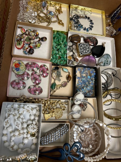 Women's Jewelry