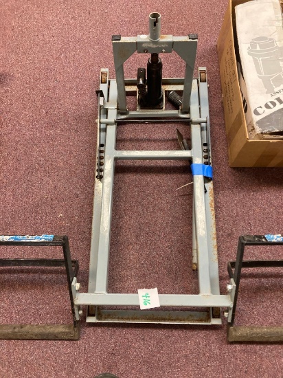 motorcycle jack no wheels