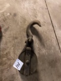 Block and tackle Pulley