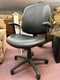 very nice quality office chair, swivel adjustable