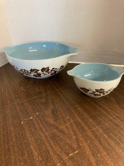 Pyrex golden grapes large and small Cinderella bowls
