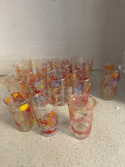 vintage 1950s Walt Disney Cinderella glasses set of 12