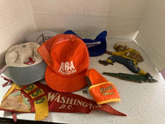 1950 Washington DC pennant hats metal football plaque