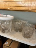 Set of 3 gold tone metal baskets graduating in size