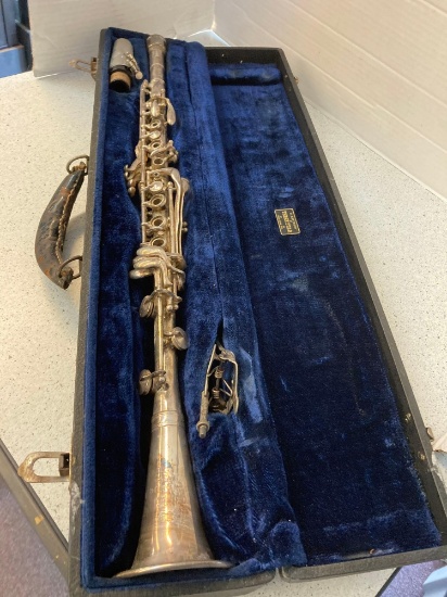 H Bettoney three star metal clarinet in case