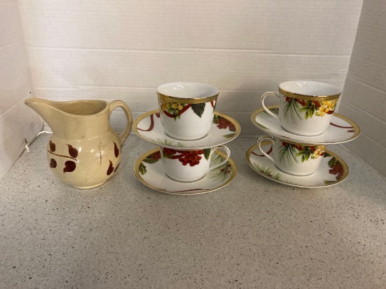 Watt pottery autumn foliage charter club cups and saucers