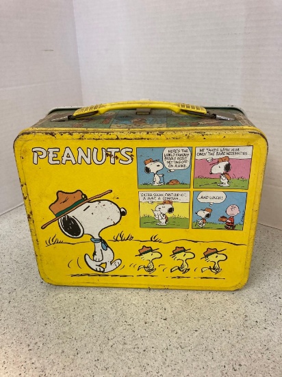 Vintage Peanuts tin lunchbox no thermos