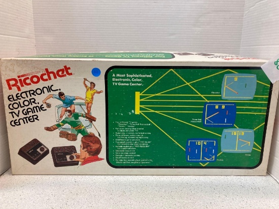Vintage Ricochet Electronic color TV game Center