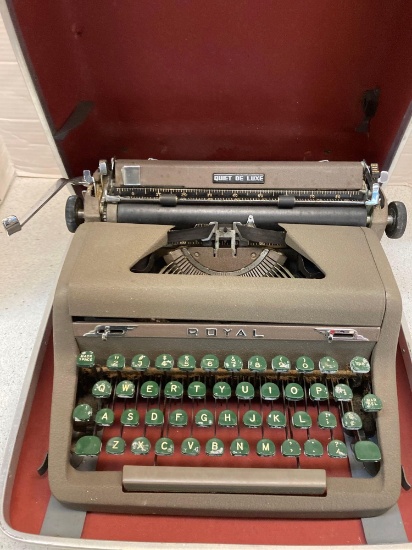 Royal quiet deluxe typewriter