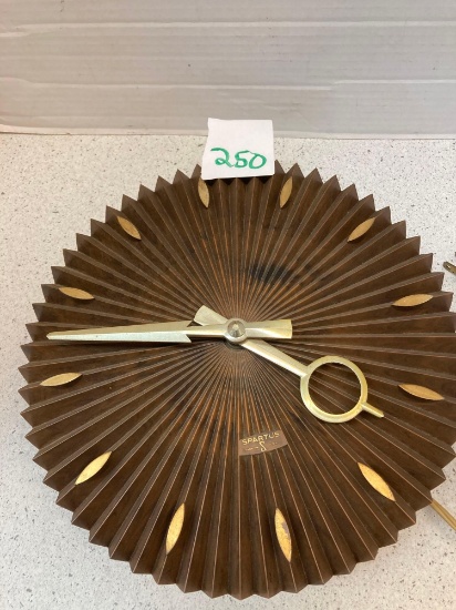 Spartus Wall Clock