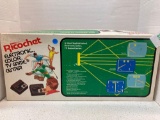 Vintage Ricochet Electronic color TV game Center