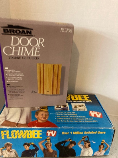 Home hair cutting system door chime open