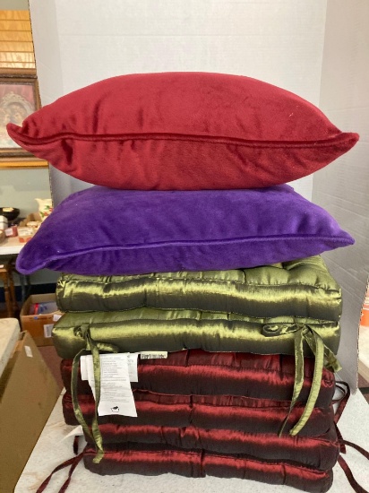 like new seat cushions throw pillows