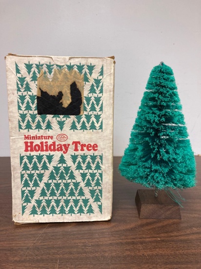 vintage Fuller brush Christmas tree in box