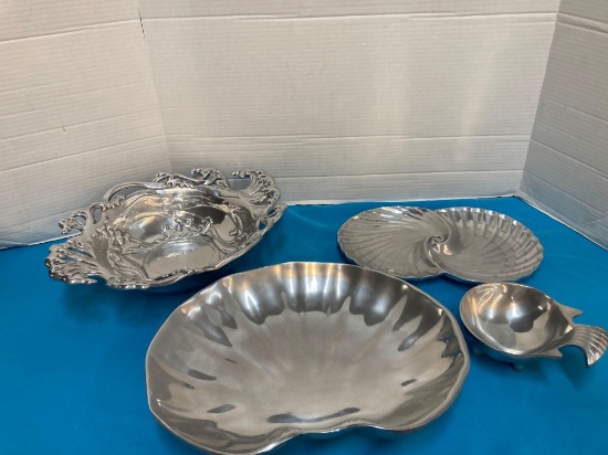 Aluminum and metal serving pieces