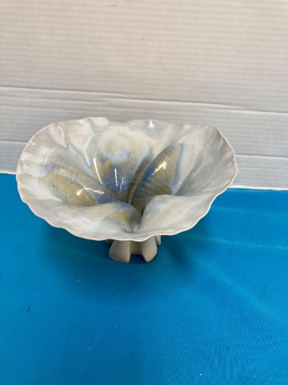Shell pottery Art